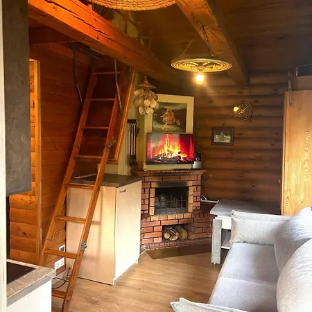 Дом отдыха Cozy House With Sauna And A Fireplace